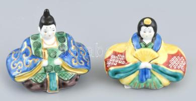 Japán Hinamatsuri babafigura 2db, Kutani porcelán, kézzel festett, jelzett, hibátlan, m: 8,5-9,5cm