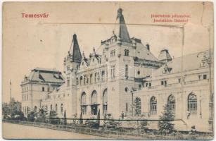 1909 Temesvár, Timisoara; Józsefvárosi pályaudvar, vasútállomás. Leporellolap belül takarékpénztár, Dózsa kápolna, Hunyadi út, Bega sor, Scudier emlékszobor, régi vár, Gyárváros és Andrássy út, főreáliskola, templom. Kinn Ede kiadása / Iosefin railway station. Leporellocard with streets, savings bank, chapel, church, Fabric, old castle, statue (kis szakadások / small tears)