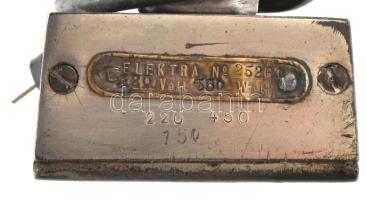 Elektra régi osztrák gyártmányú elektromos vasaló, masszív fém, fa fogóval, XX. sz. közepe. Jelzett:...