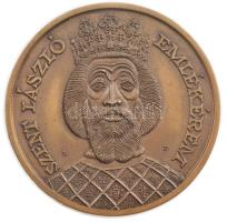 Lebó Ferenc (1960-) DN Szent László emlékérem egyoldalas nagyméretű bronz emlékplakett (143mm) T:1