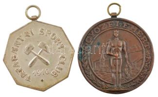 1926. Tatabányai Sport Club / Jó szerencsét! ezüstözött bronz díjérem füllel (38x38mm) + 1929. A győzelemért kétoldalas bronz Diósgyőri VTK (DVTK) díjérem füllel (40mm) T:2