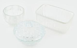3 db üvegtárgy: fedeles bonbonier, süteménytartó, tálka, d: 10-13 cm, 16,5x10,5 cm