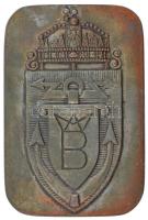 1944. Akadémiák közötti öttusa csapat II. 1944 bronzozott hadifém plakett (48x73mm) T:2,2-