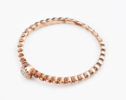 14k arany gyűrű, gyémánttal. brilliáns csiszolás, fehér m: 48, 0,76 g