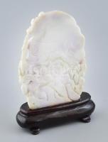 Jelzés nélkül: Buddha. Faragott jáde. fatalapzaton. m: 24 cm