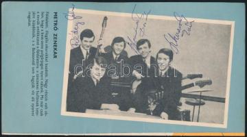 cca 1960-1970 A Metró zenekar tagjainak aláírása őket ábrázoló nyomtatványon: Rédey Gábor, Sztevanovity Zorán és Dusán + a másik oldalán id. Rónai Egon színész, újságíró, konferanszié autográf aláírása