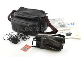Panasonic NV-R50E kamera tartozékokkal, tartalék akkumulátorral, hordozó táskával