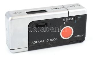 Agfamatic 3008 fényképezőgép. Kopásokkal.