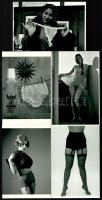 cca 1960 és 2000 között készült felvételeken, a női fehérneműk divatja, 5 db mai nagyítás, 15x10 cm