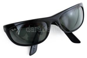 Ray Ban napszemüveg tokban