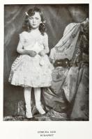 cca 1918 A Fény. Művészfényképezési folyóirat. Szerk.: Hoffmann Viktor. Bp., Hornyánszky Viktor-ny.,...