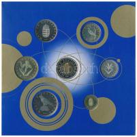 2000. 1Ft-100Ft (7xklf) forgalmi sor szettben + "200Ft Millenium", belső tok ragasztása ki...