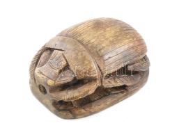 Egyiptomi szkarabeusz bogár levélnehezék, faragott zsírkő, 9x7cm