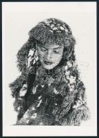 Man Ray (1890-1976): Juliet, fotóreprodukció, hátoldalon feliratozva, 18×12 cm