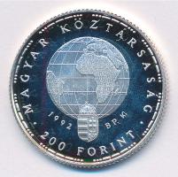 1992. 200Ft Ag "Veszélyeztetett állatvilág - Fehér gólya" kapszulában, tanúsítvánnyal T:1-...