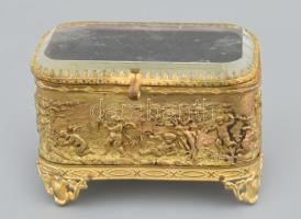 Ékszerdoboz, aranyozott fém, csiszolt üvegfedéllel, ámor és puttó figurákkal gazdagon díszített, bel...