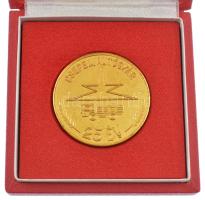 1974. "Csepel Autógyár 25 év" kétoldalas, aranyozott fém emlékérem, hátoldalán "156&q...