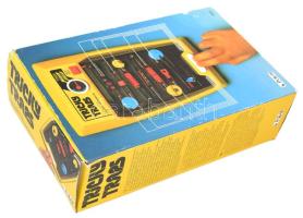 Tomy Tricky Traps ügyességi játék, műanyag, elem nélkül, eredeti kissé sérült kartondobozában, 22x13...