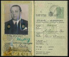 1937-1939 Magyar Királyság fényképes útlevele Dr. Strausz Tibor izraelita orvos részére, bejegyzésekkel