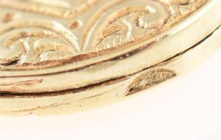 Arany (Au) 14K képtartó medál, jelzett, 2,5×1,5 cm, nettó: 4,7 g
