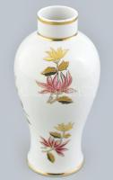 Hollóházi virágmintás váza, jelzett, hibátlan, m: 22 cm