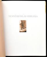 Jane Struthers: A tenyérjóslás bibliája. Átfogó útmutató a kézelemzéshez. Alexandra, kiadói kartonkö...