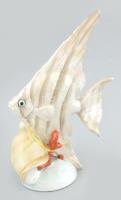 Kőbányai (Drasche) porcelán hal, irizáló réteggel. Kézzel festett, jelzett, hibátlan, m: 15,5 cm