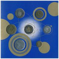 2000. 1Ft-100Ft (7xklf) forgalmi sor szettben + "200Ft Millenium", T:BU belső tok ragasztá...