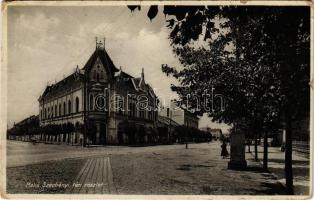 1934 Makó, Széchenyi tér, Takarékpénztár, Korzó Mozgó mozi (fa)