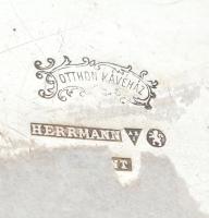 Hermann, Otthon Kávéház ( Rákosiúti Harcsa-soron) kiöntő, ezüstözött alpakka, jelzett, minimális kop...