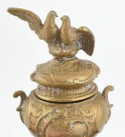 B.H.S. jelzéssel: Puttós, madaras tintatartó, öntött bronz, szép állapotban, m: 18 cm