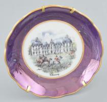 Limoges porcelán dísztálka, Cheverny kastély képével díszített. Matricás, jelzett, hibátlan, fém tartóállvánnyal, d: 9 cm