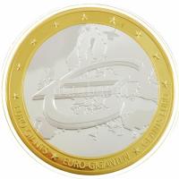 2009. "Euro-giants" aranyozott és ezüstözött Cu emlékérem multicolor rátéttel kapszulában ...