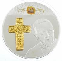 DN "Franciscus P.M" aranyozott és ezüstözött Cu emlékérem színes rátéttel kapszulában (70mm) T:PP DN "Franciscus P.M." gold plated and silver plated Cu commemorative medallion with colorful inlay in capsule (70mm) C:PP