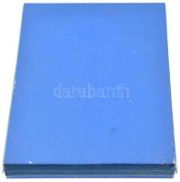 DN NKFV Nagyalföldi Kőolaj- és Földgáztermelő Vállalat Szolnok fém plakett fa alapon, díszdobozban 6...