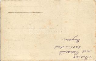 Kolozsborsa, Borsa; Borsa mit Petrosul / látkép a Petrosullal, templom / general view with mountain ...