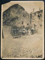 cca 1910-1920 Tokaj, bánya, fotó, sarka hiányos, 11×8 cm