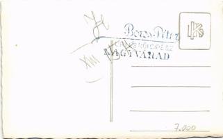 1940 Nagyvárad, Oradea; bevonulás, magyar címeres emelvény, beszéd / entry of the Hungarian troops, ...