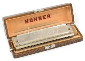 M. Hohner Chromonika III. 1937. szájharmonika. Fa tokjában18 cm