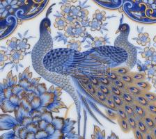 Japán Eiwa Kinsei pávás tányér, porcelán, jelzett, hibátlan, d: 26 cm