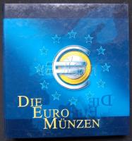 Gyűrűs album, 15db albumlappal, elválasztólapokkal, összesen 385 férőhellyel, jó állapotban