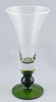 Zöld talpas, virágmintás üveg váza, kis kopásnyomokkal, m: 24,5 cm