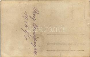 1916 Orosz zsidó csempészek. Judaika / Russian Jewish smugglers, Judaica. photo (szakadás / tear)