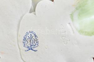 Herendi porcelán virágcsokor, kézzel festett, jelzett, sérült, d: 10 cm