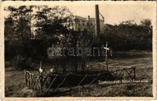 1942 Szamosújvár, Gherla; Rózsa Sándor sírja / tomb of Sándor Rózsa, the legendary Hungarian outlaw (highwayman) photo (b)