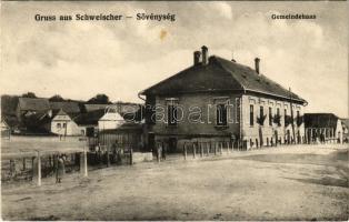 Sövénység, Schweischer, Fiser (Kőhalom, Reps, Rupea); Gemeindehaus / Községháza. Josef Briegel Photograph / town hall (EK)