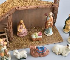 Nativity Set, fából készült Betlehem, kerámia figurákkal. Eredeti dobozában, egy darab ragasztott, 3...