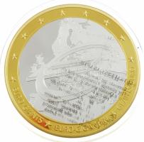 2009. "Euró óriások / 10 éves az Euró" aranyozott, ezüstözött, részben multicolor fém emlé...