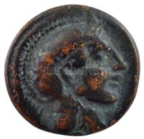 Ókori Görögország / Attika / Athén ~Kr.e. 3-2. század bronz érme (2,81g) T:2- patina Ancient Greece / Attica / Athens ~3rd-2nd century BC bronze coin Helmeted head of Athena right / Owl AOE (2,81g) C:VF patina
