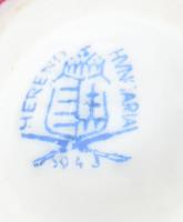 3 db kis méretű Herendi porcelán vázácska. Kézzel festett, jelzett, kisebb hibákkal. 4-8 cm